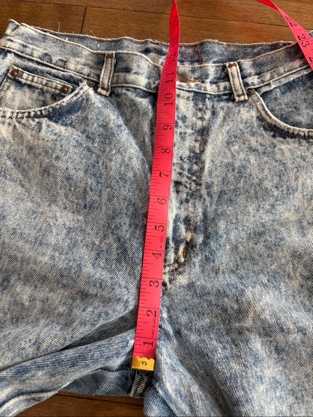 Vintage Relaxed Fit Women's Acid Wash Jeans - Light Blue - Picture 8 of 12